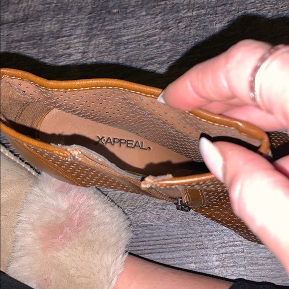 Open toe booties - Picture 4 of 5